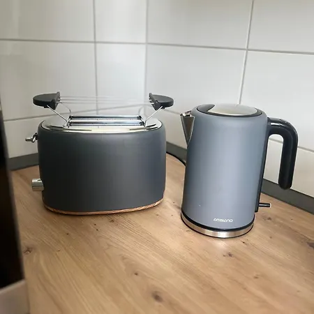Mintara Komfort Mit Grill -terrasse, Sky Und Parkplatz Magdeburg