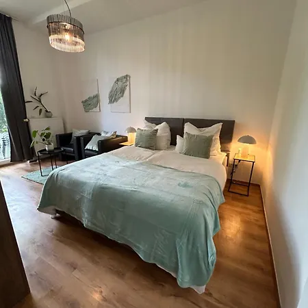 Apartment Mintara Komfort Mit Grill -terrasse, Sky Und Parkplatz