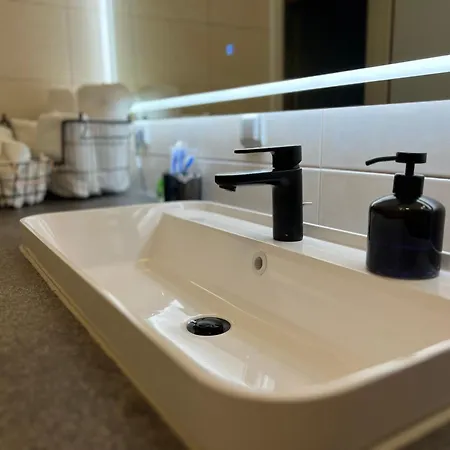 Mintara Komfort Mit Grill -terrasse, Sky Und Parkplatz Apartment *