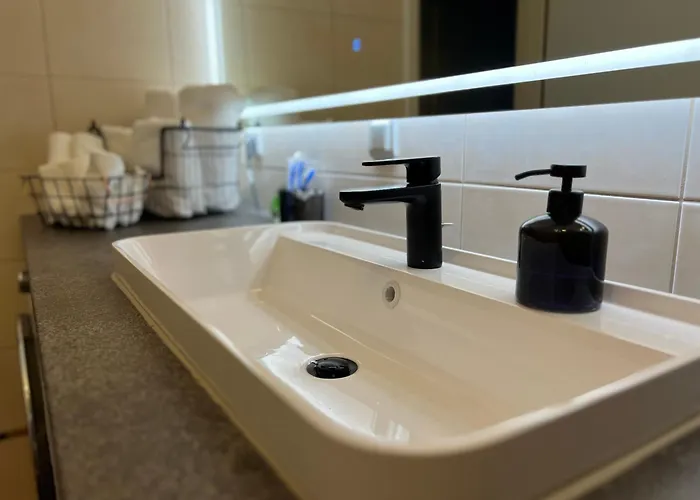 Mintara Komfort Mit Grill -terrasse, Sky Und Parkplatz Apartamento *